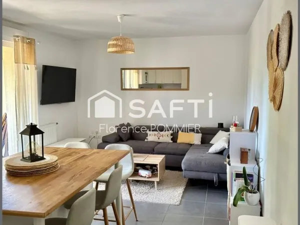 Appartement avec terrasse et jardin