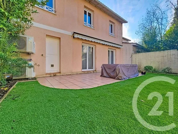 Maison 7 pièces 135 m²