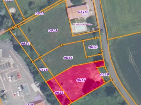 Terrain 1300 m²
