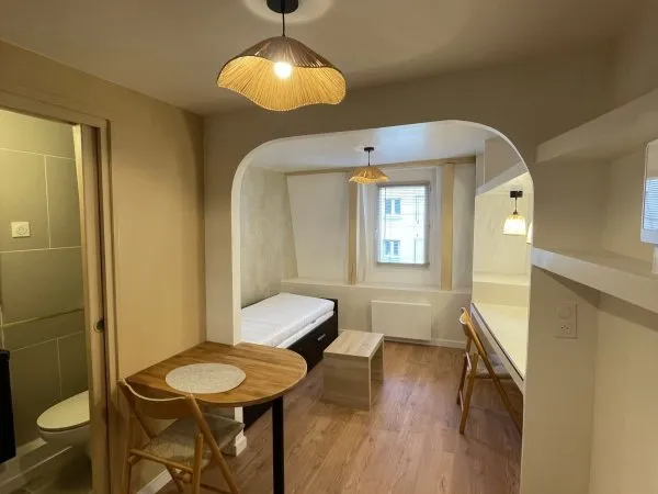 Loue appartement 15m² meublé - Place de Bretagne à Rennes
