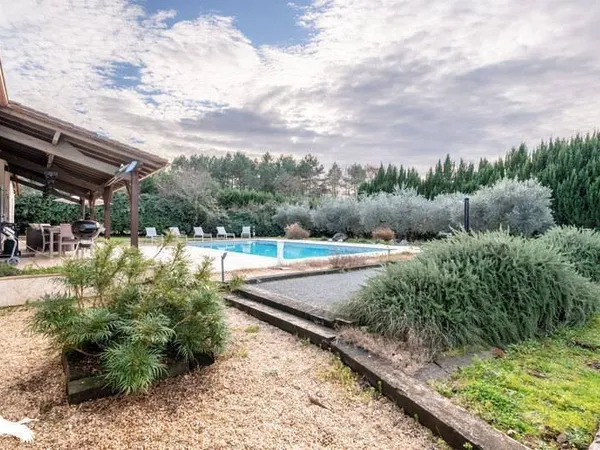 Maison de plain-pied 5 pièces 132 m²
