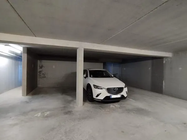 A LOUER AGENCE GIBOIRE BRUZ - A BRUZ - PARKING COUVERT EN SOUS-SOL