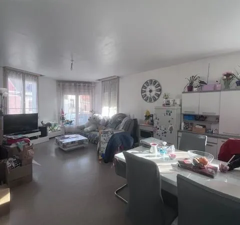 Appartement T3 de 77m² - Non meublé