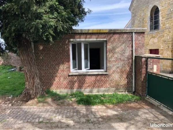 Maison à louer avec cour commune