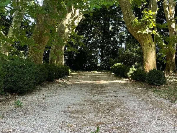 Maison 8 pièces 284 m²