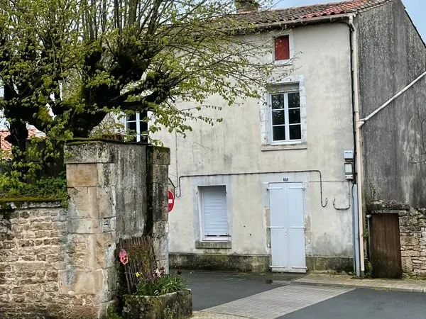 Maison - 187 m2 - Celles-Sur-Belle
