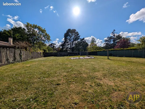 Terrain 516 m² ROCHESERVIERE