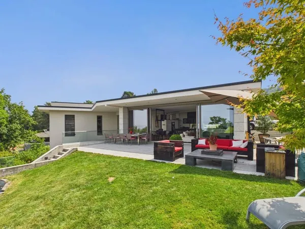 Somptueuse villa vue lac