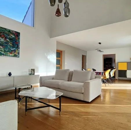 Maison 6 pièces 180 m²