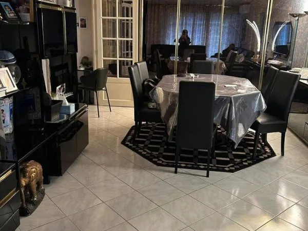 Appartement 1 pièce 86 m²