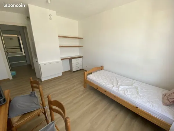 Studio 1 pièce 20 m²