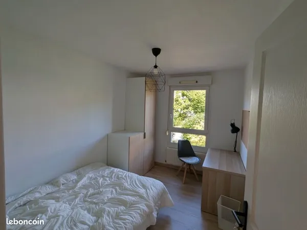 2 chambres en Colocation T5 - 80m2 - Les Tilleroyes , Proche Fac médecine et la Bouloie
