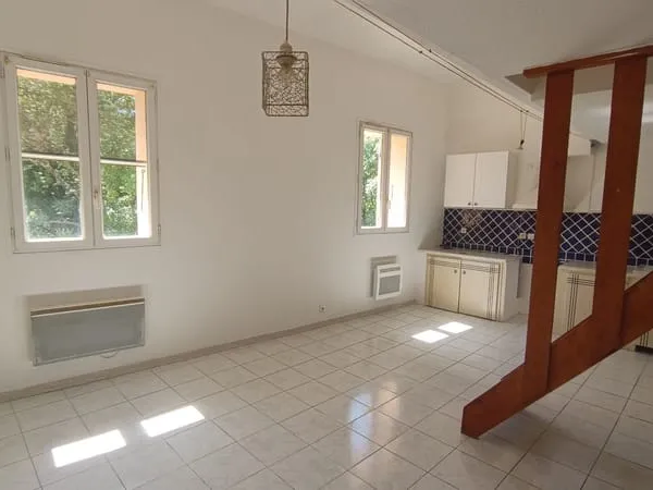 Appartement Duplex de Type 3 50.50 m² FLASSANS SUR ISSOLE