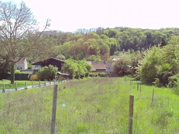 Terrain 268 m²