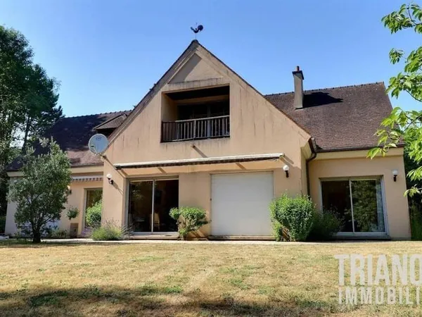 Maison 9 pièces 245 m²