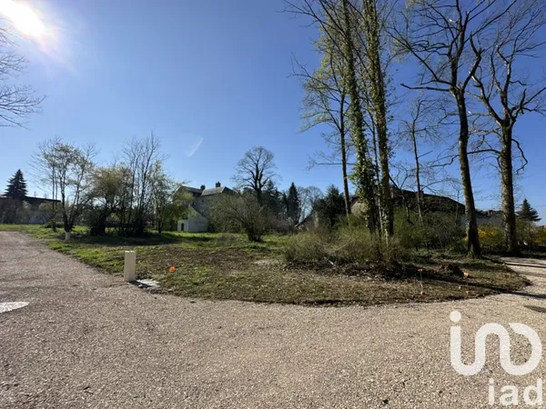 Terrain 898 m²