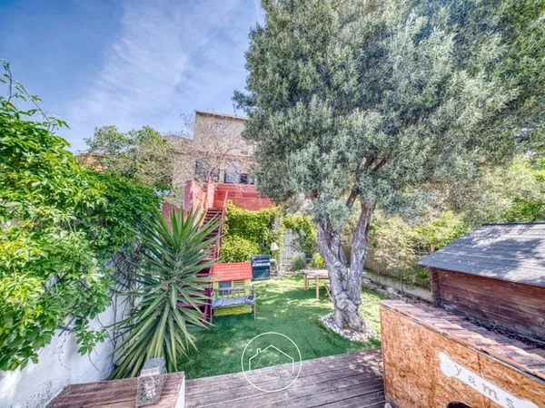 Marseille 13014: Appartement de charme avec jardins en resta