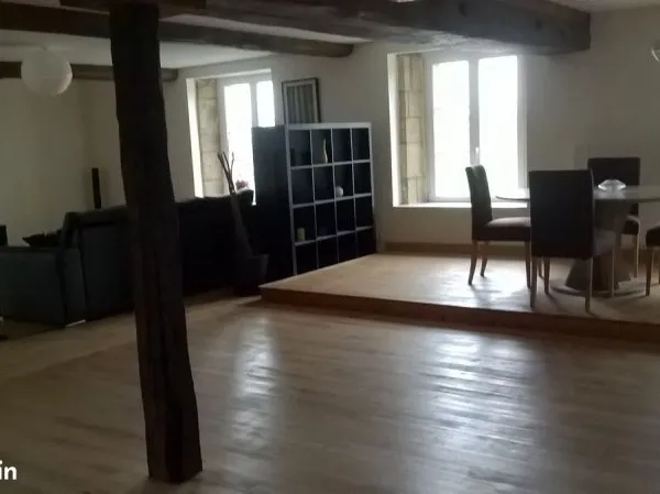 Duplex T5 de 148 m2 proche de Sedan