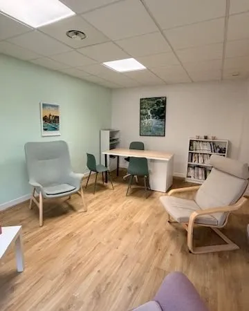 Location bureau face hôpital de Brive