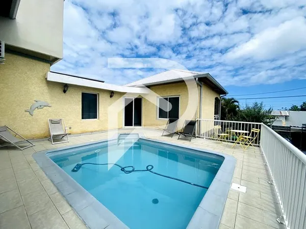 Ensemble immobilier F5 + F2