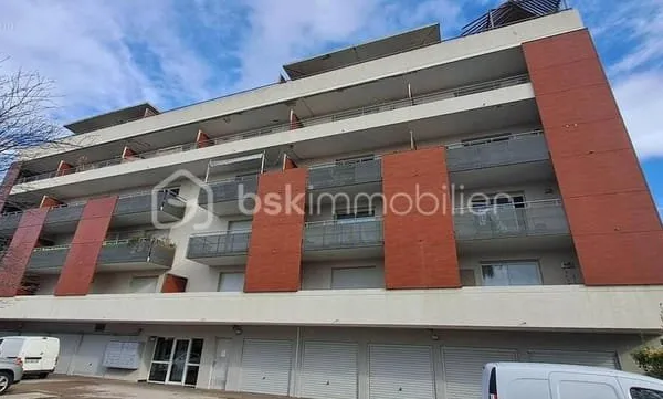 Appartement T2 Quartier Aiguerelles 38.57 m2 + Loggia 8.64 m2