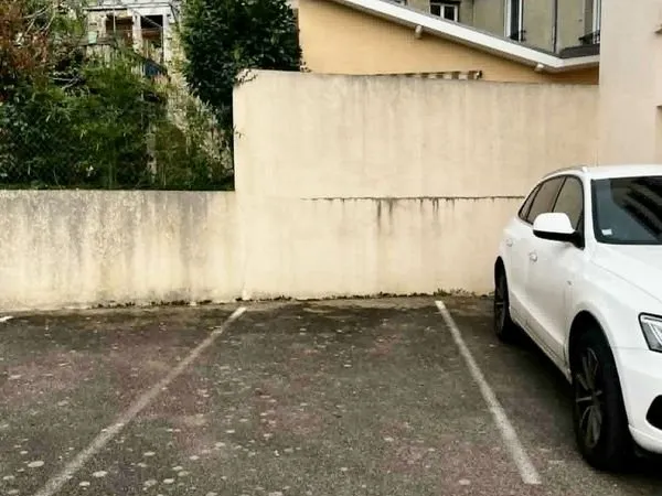Parking/box Limoges