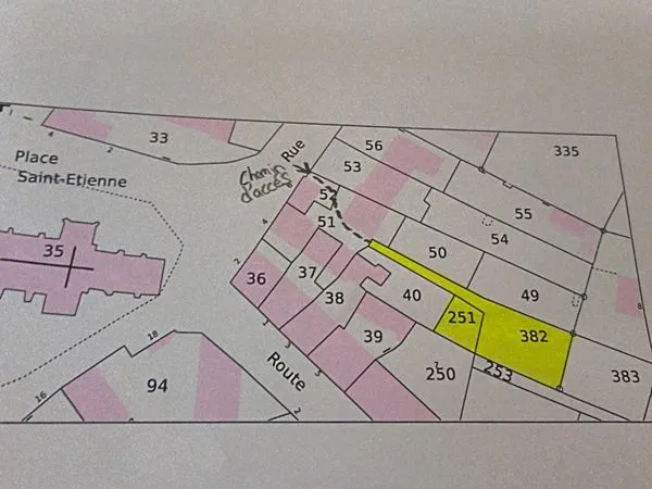Terrain de 300m2