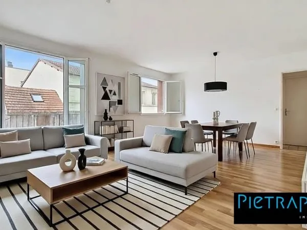 Appartement T5 traversant 94 m²