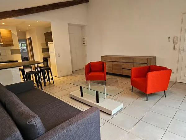 Appartement meublé 3 pièces 71m² avec 1 place de parking