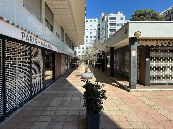 Boutique 16 m²