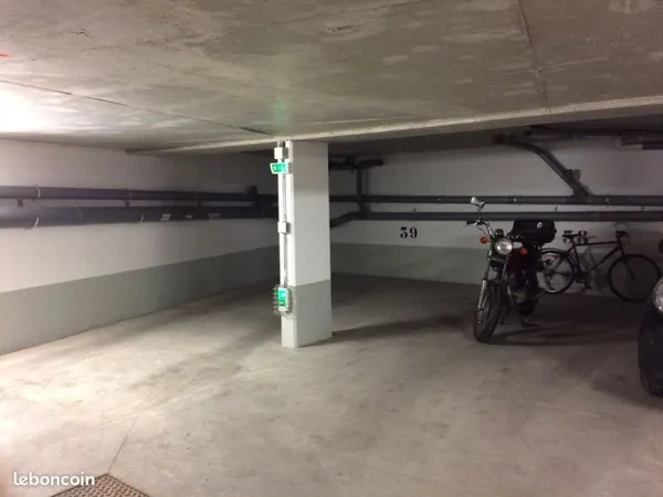 Places de parking en sous sol a louer au plessis bouchard