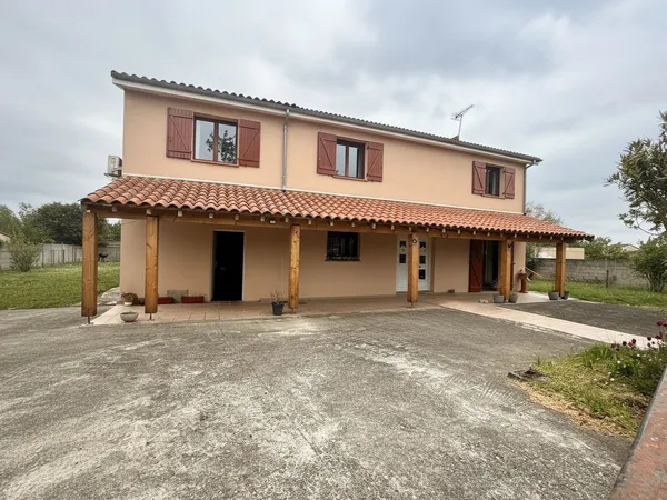 Maison 7 pièces 159 m²