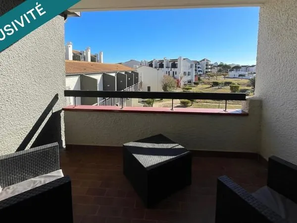 Appartement T2 vue étang  Résidence avec Piscine