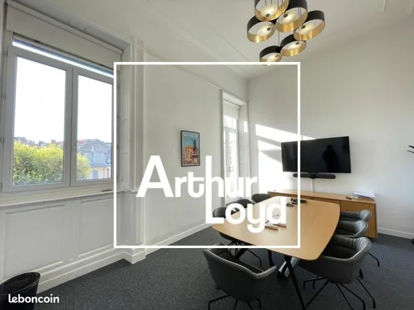 Bureaux 276 m²