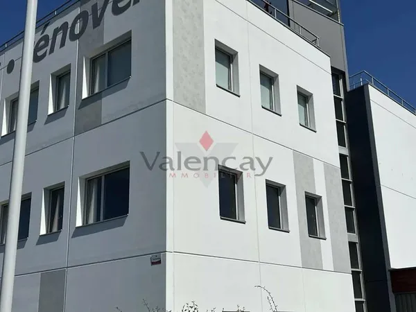 LUTTERBACH , CITE DE L HABITAT bureaux 64 m² env