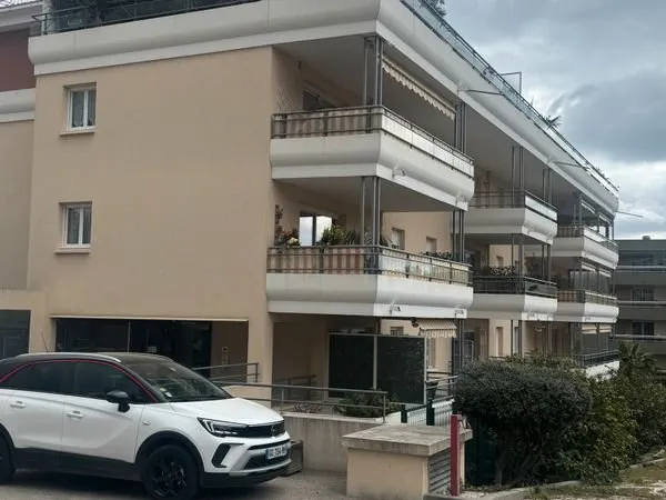 Appartement 2P avec garage