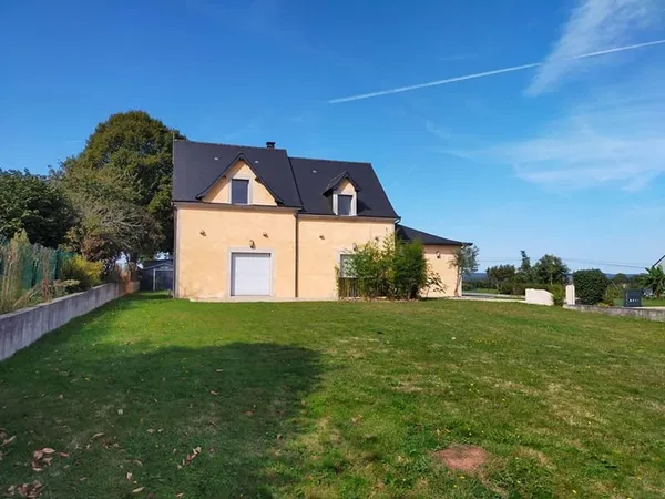 Maison Courcite 6 pièce(s) 125 m2