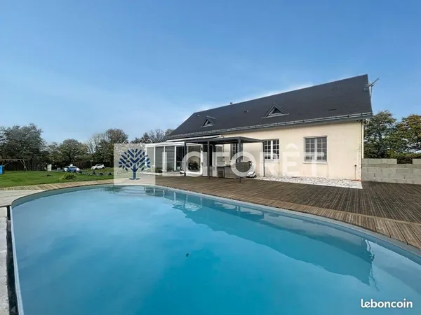 Pavillon 8 pièces 174 m²