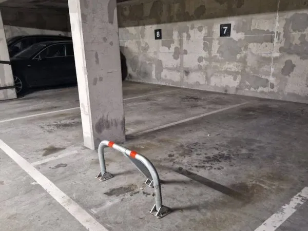 Parking 13 m²