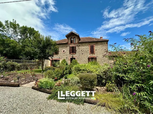 Maison 12 pièce(s), SAINT-LÉZER