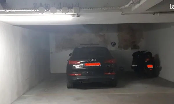à louer place de parking