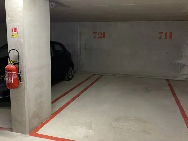 PLACE PARKING PALAISEAU