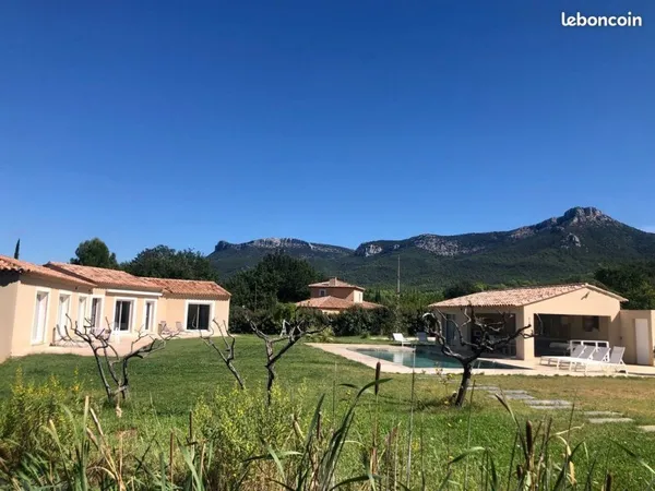 Trets propriete villa t4 + appart t3 piscine double garage
