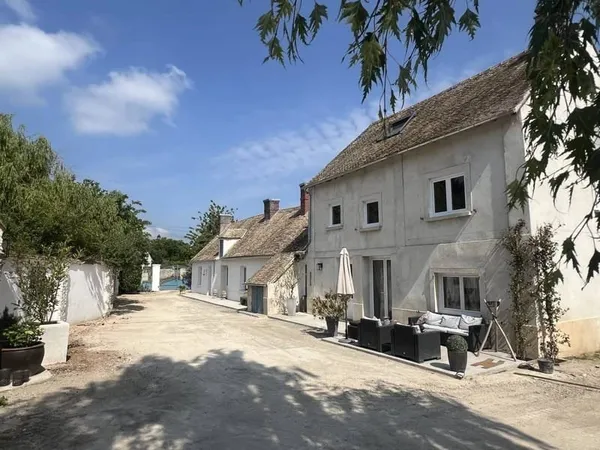 Maison 8 pièces 258 m²