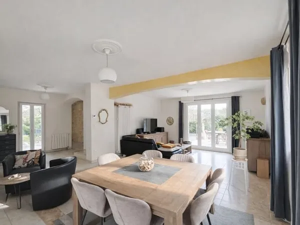 PORTES LES VALENCE - MAISON 6 PIECES DE 178 M2