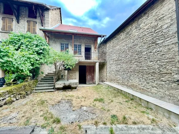 Maison Vente Villebois  1200m² 193000€