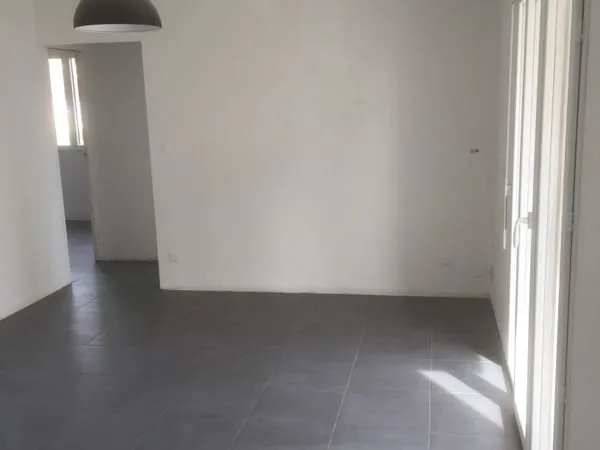 Loue appartement 70m2