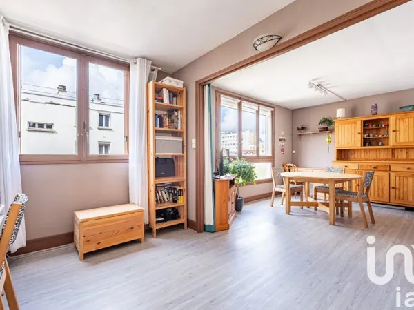 Appartement 4 pièces 63 m²
