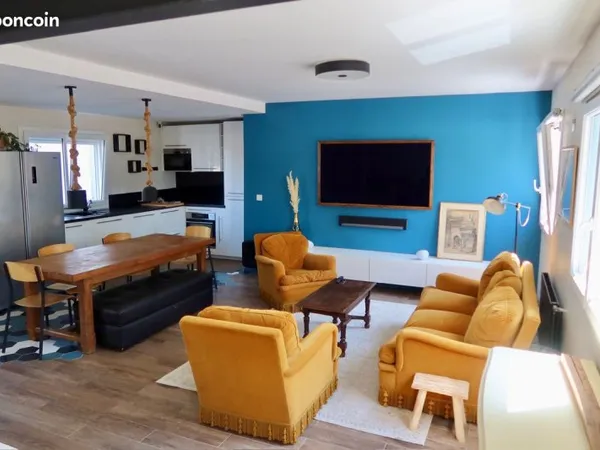 Appartement meublé 3 chambres - 102 m2 Petit Port