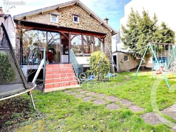 Maison 6 pièces 130 m²